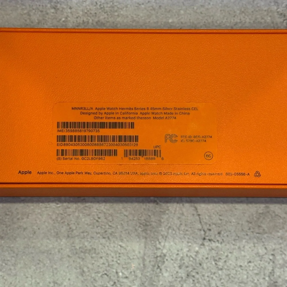 Apple Hermès Orange Watch Box - Picture 7 of 8